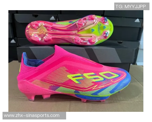 刺客足球鞋的魅力与性能解析让你在球场上尽显锋芒