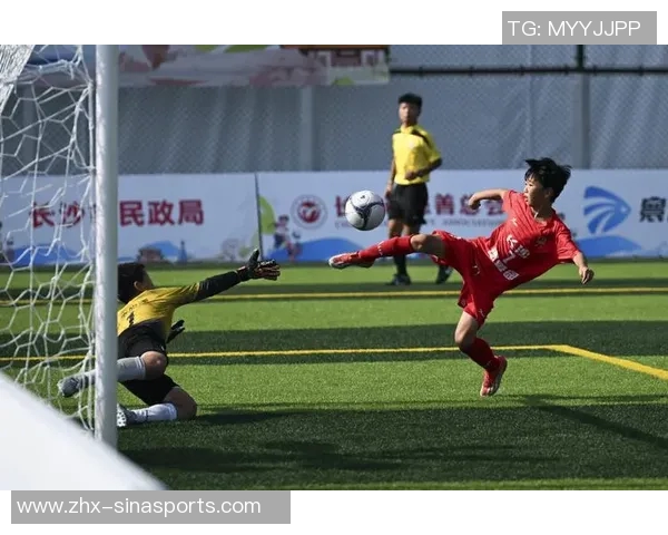 青春梦想在绿茵场绽放足球小将世少赛展现未来之星的风采